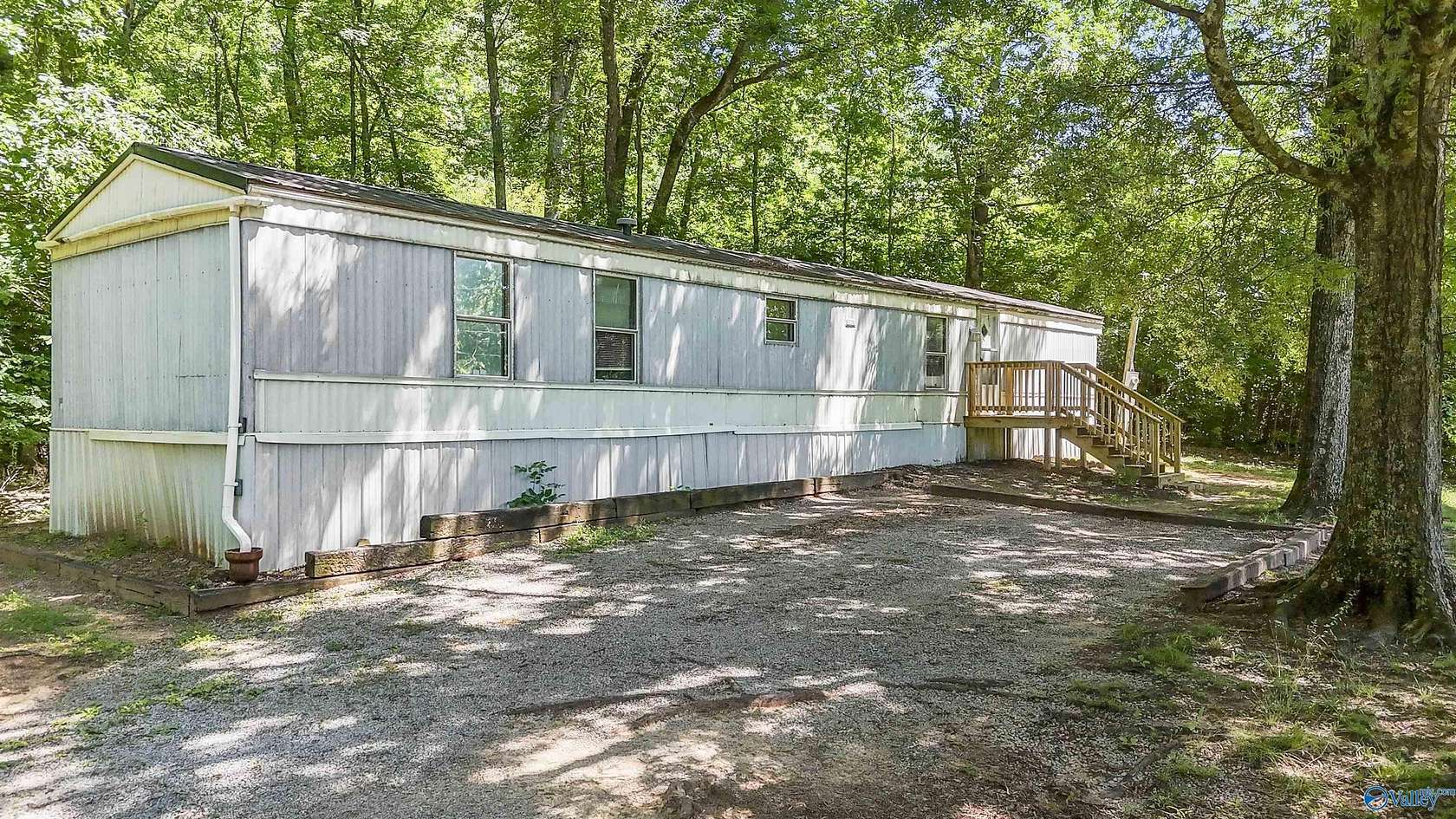 5.14 Acres of Land with Home for Sale in Boaz, Alabama