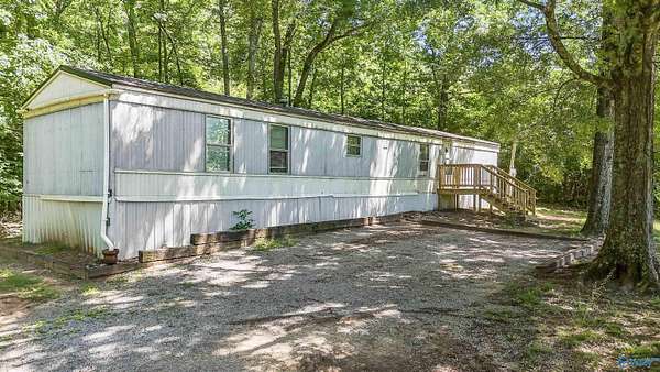 5.14 Acres of Land with Home for Sale in Boaz, Alabama