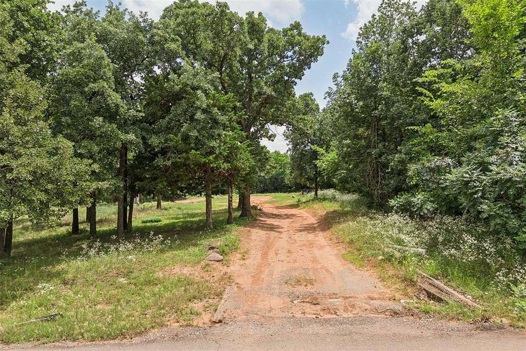 5 Acres of Residential Land for Sale in Harrah, Oklahoma