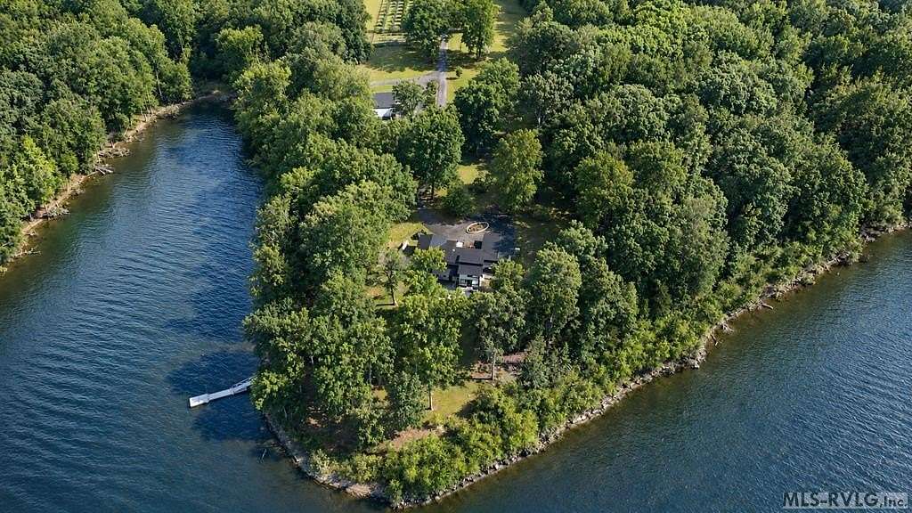 12 Acres of Land with Home for Sale in Buffalo Junction, Virginia