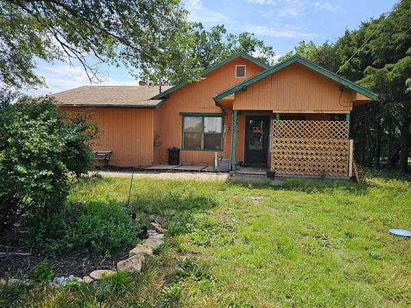 4 Acres of Land with Home for Sale in Winfield, Kansas