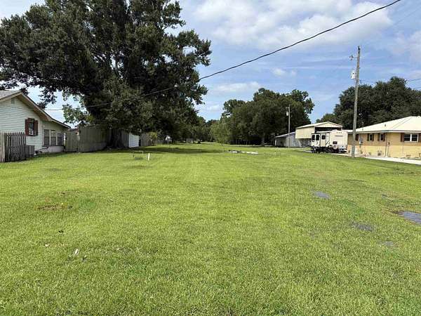 2.3 Acres of Residential Land for Sale in Gray, Louisiana