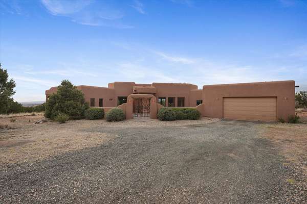 20 Acres of Land with Home for Sale in Mountainair, New Mexico