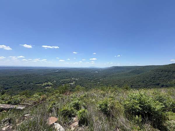 0.98 Acres of Residential Land for Sale in Signal Mountain, Tennessee