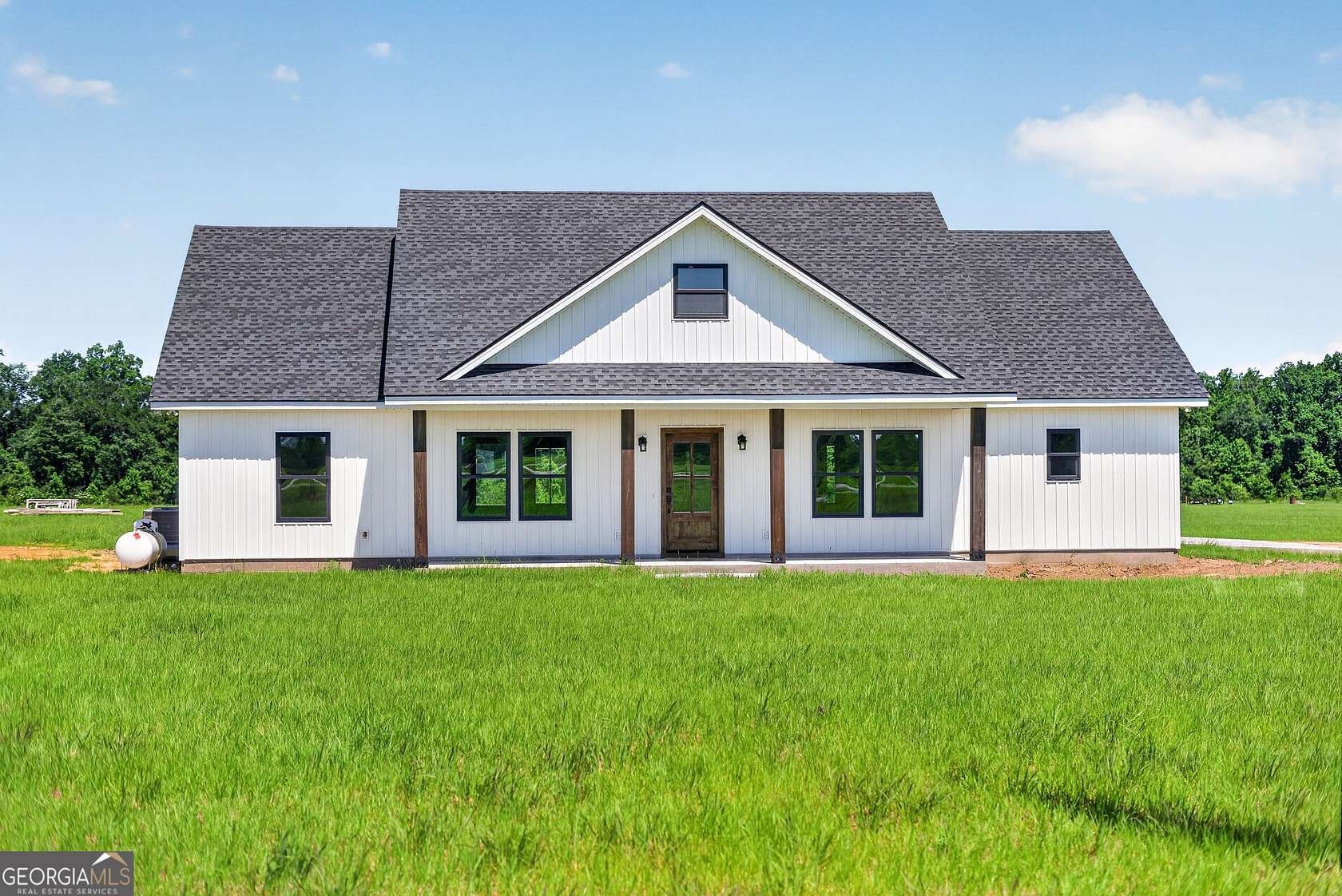 15 Acres of Land with Home for Sale in Blackshear, Georgia