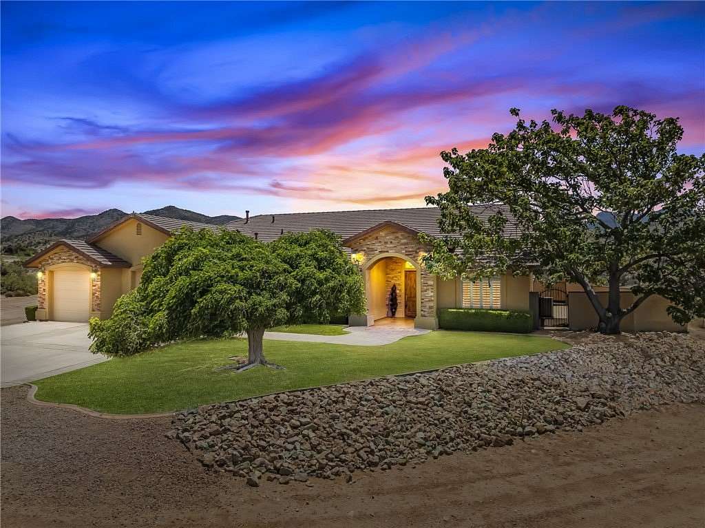5.13 Acres of Land with Home for Sale in Kingman, Arizona
