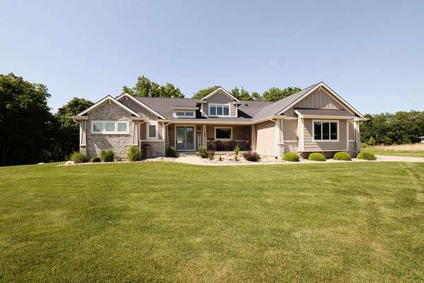 2.68 Acres of Land with Home for Sale in Boone, Iowa