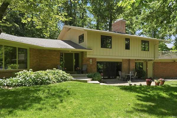 1.7 Acres of Land with Home for Sale in Fort Wayne, Indiana