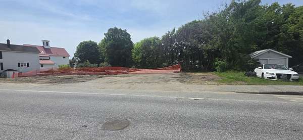 0.34 Acres of Mixed-Use Land for Sale in Norway, Maine