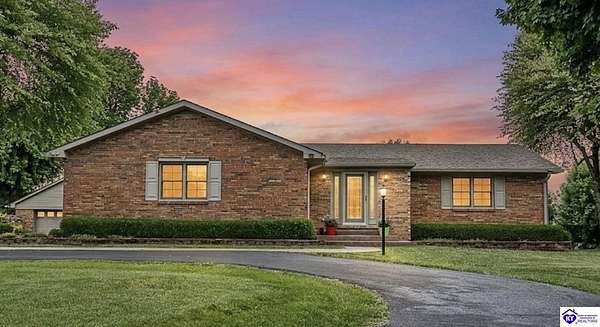 1.56 Acres of Land with Home for Sale in Elizabethtown, Kentucky