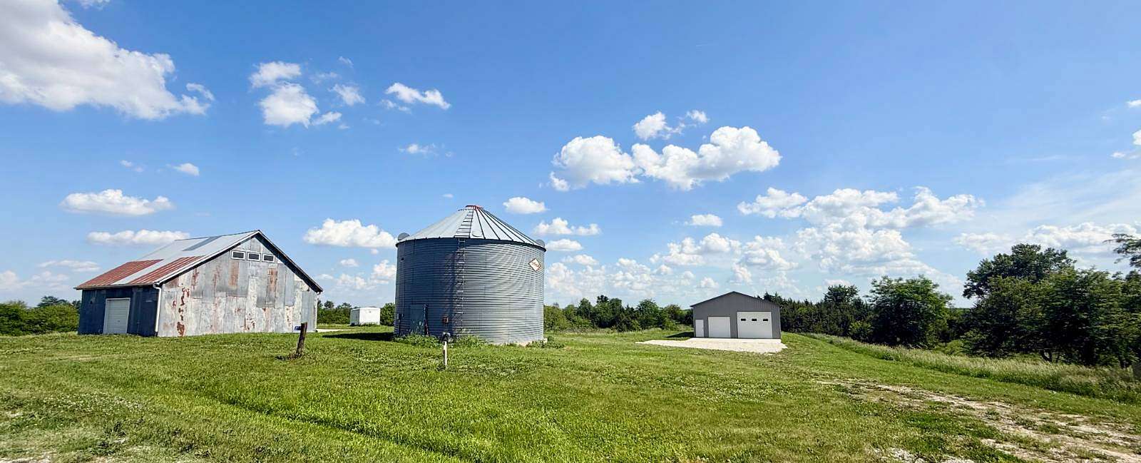 30 Acres of Land for Sale in Osceola, Iowa