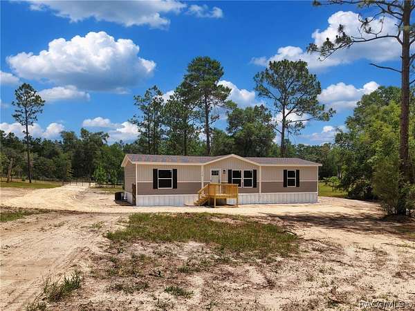 2 Acres of Land with Home for Sale in Dunnellon, Florida
