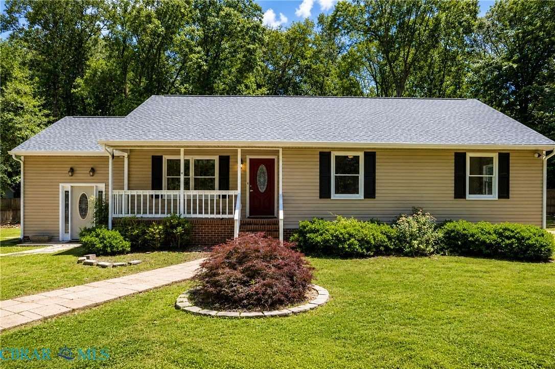 1.5 Acres of Land with Home for Sale in Gloucester, Virginia