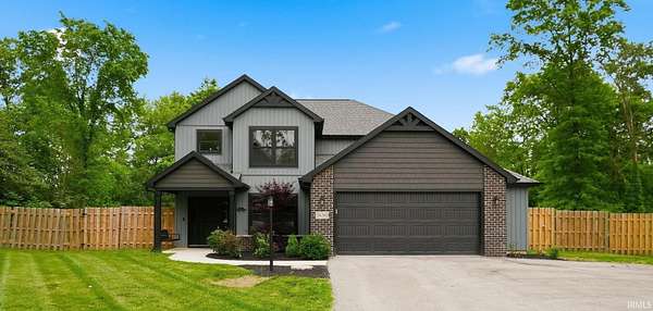 1.87 Acres of Land with Home for Sale in Fort Wayne, Indiana