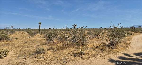 5 Acres of Residential Land for Sale in Phelan, California
