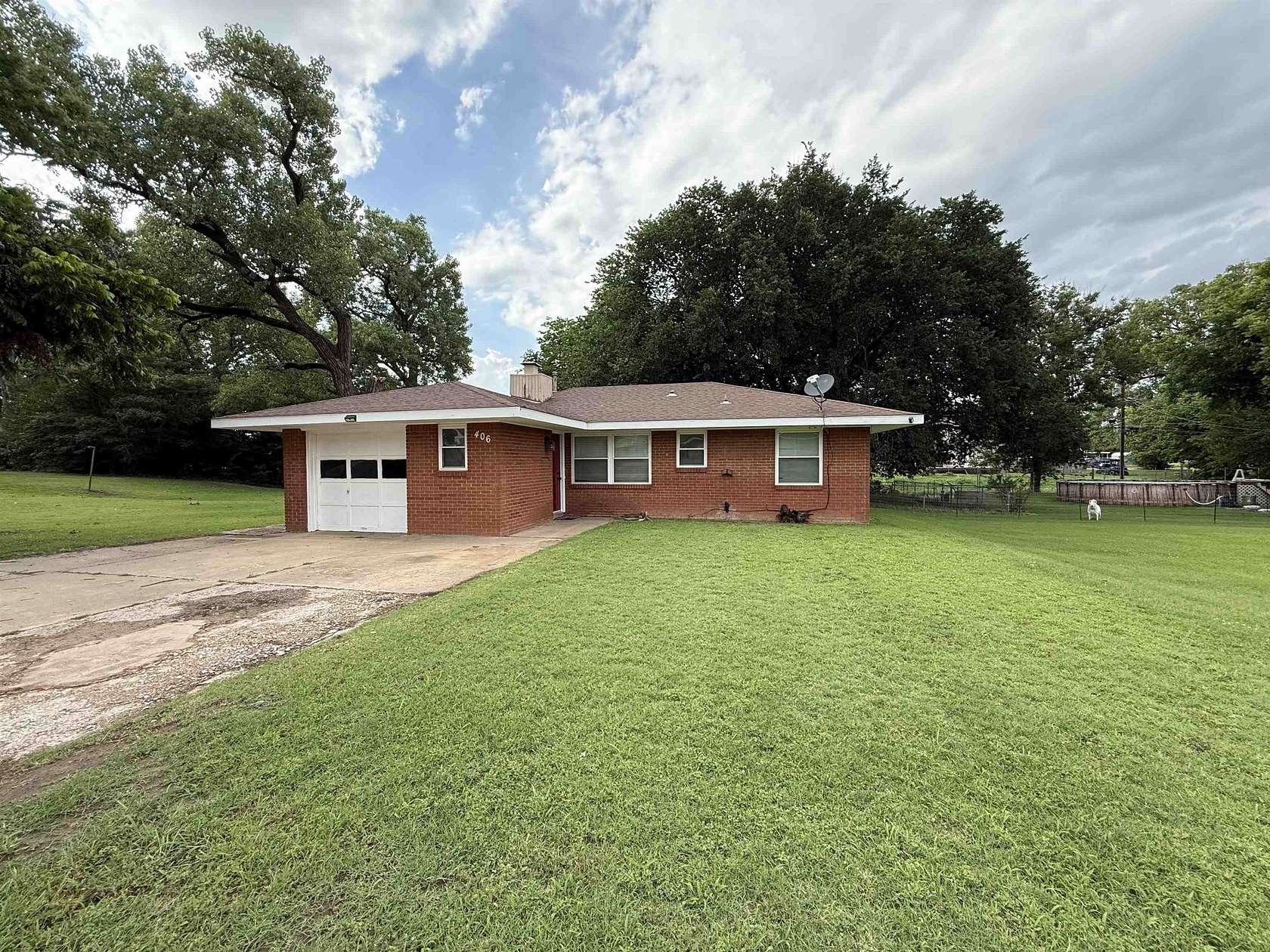 8 Acres of Land with Home for Sale in Enid, Oklahoma
