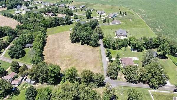 1.3 Acres of Residential Land for Sale in Paducah, Kentucky
