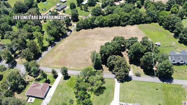 1 Acre of Residential Land for Sale in Paducah, Kentucky