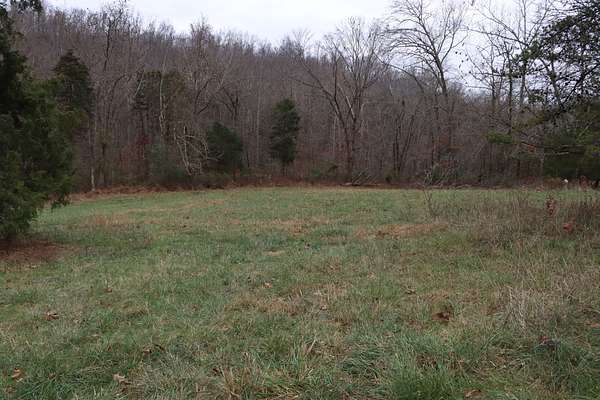160 Acres of Land for Sale in Horse Cave, Kentucky