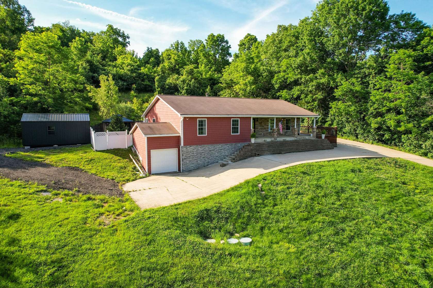 16.5 Acres of Recreational Land with Home for Sale in New Richmond, Ohio