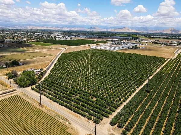 25.2 Acres of Land for Sale in Sanger, California