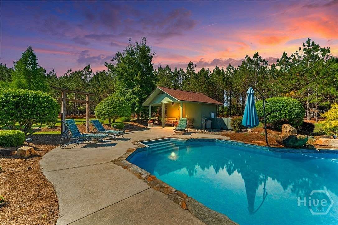 20 Acres of Land with Home for Sale in Millen, Georgia
