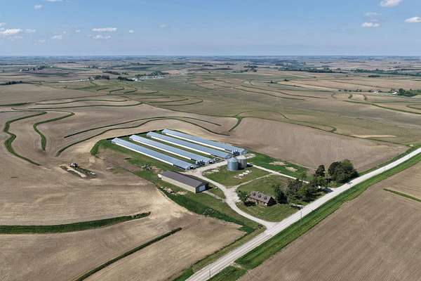 13.1 Acres of Improved Land for Sale in Carson, Iowa