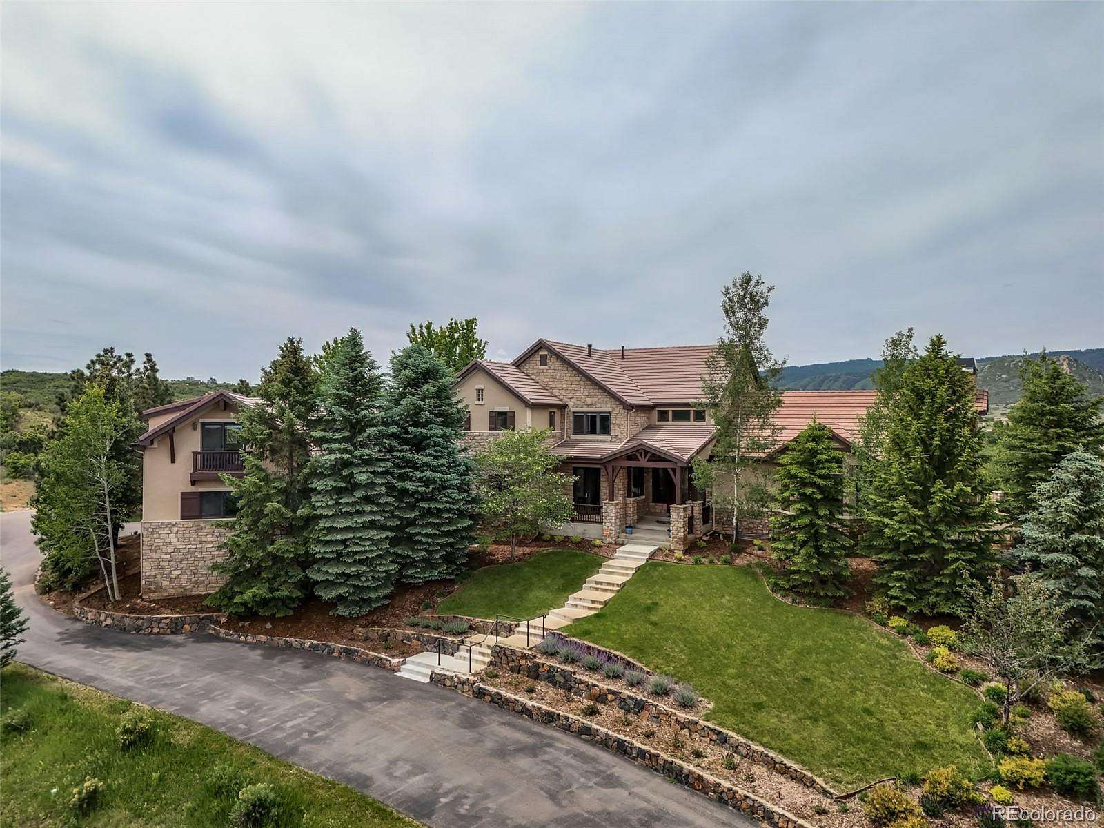 10.6 Acres of Land with Home for Sale in Sedalia, Colorado
