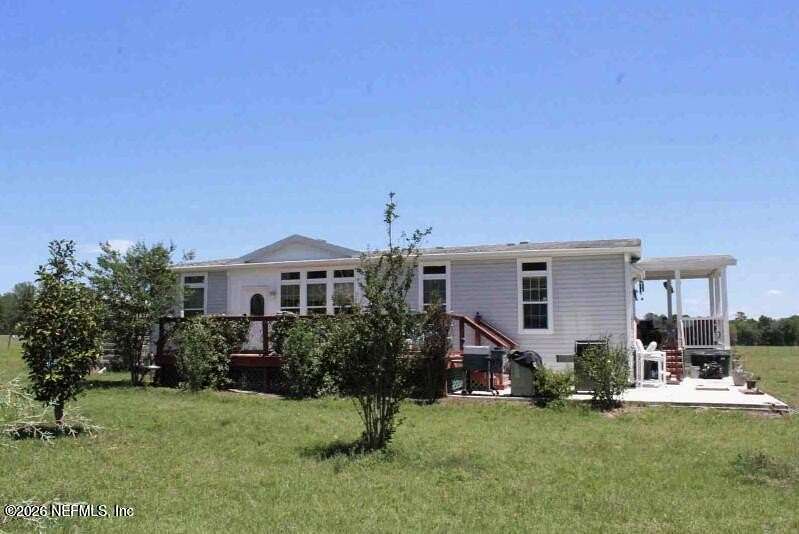 17.8 Acres of Land with Home for Sale in Brooker, Florida