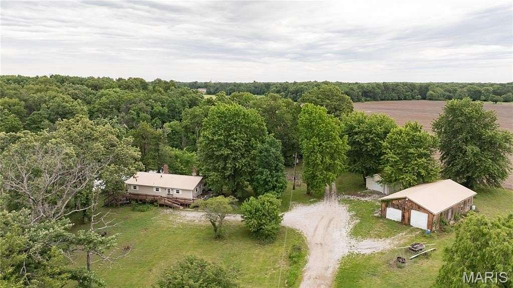 35 Acres of Recreational Land with Home for Sale in Bunker Hill, Illinois