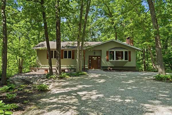 3.18 Acres of Land with Home for Sale in Chillicothe, Illinois