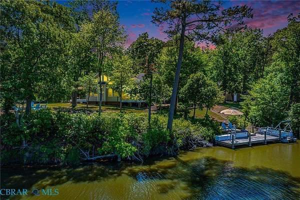 2.89 Acres of Land with Home for Sale in Heathsville, Virginia
