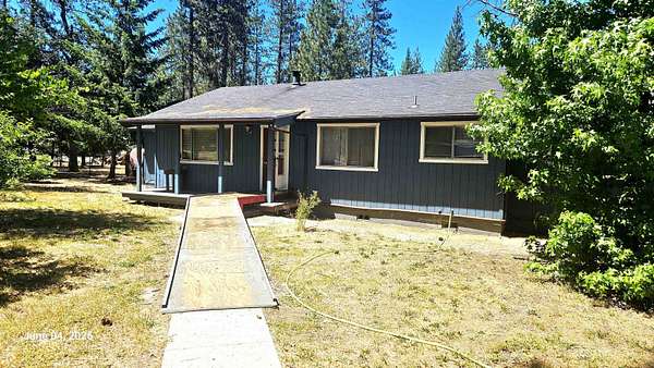 2.5 Acres of Land with Home for Sale in Fort Jones, California