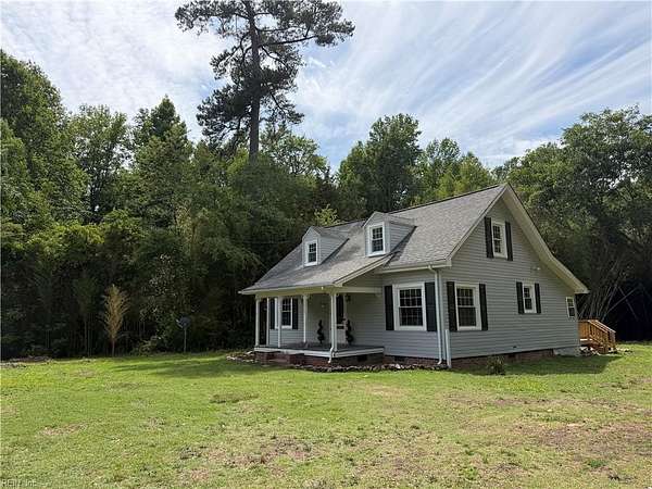 1.53 Acres of Land with Home for Sale in Suffolk, Virginia