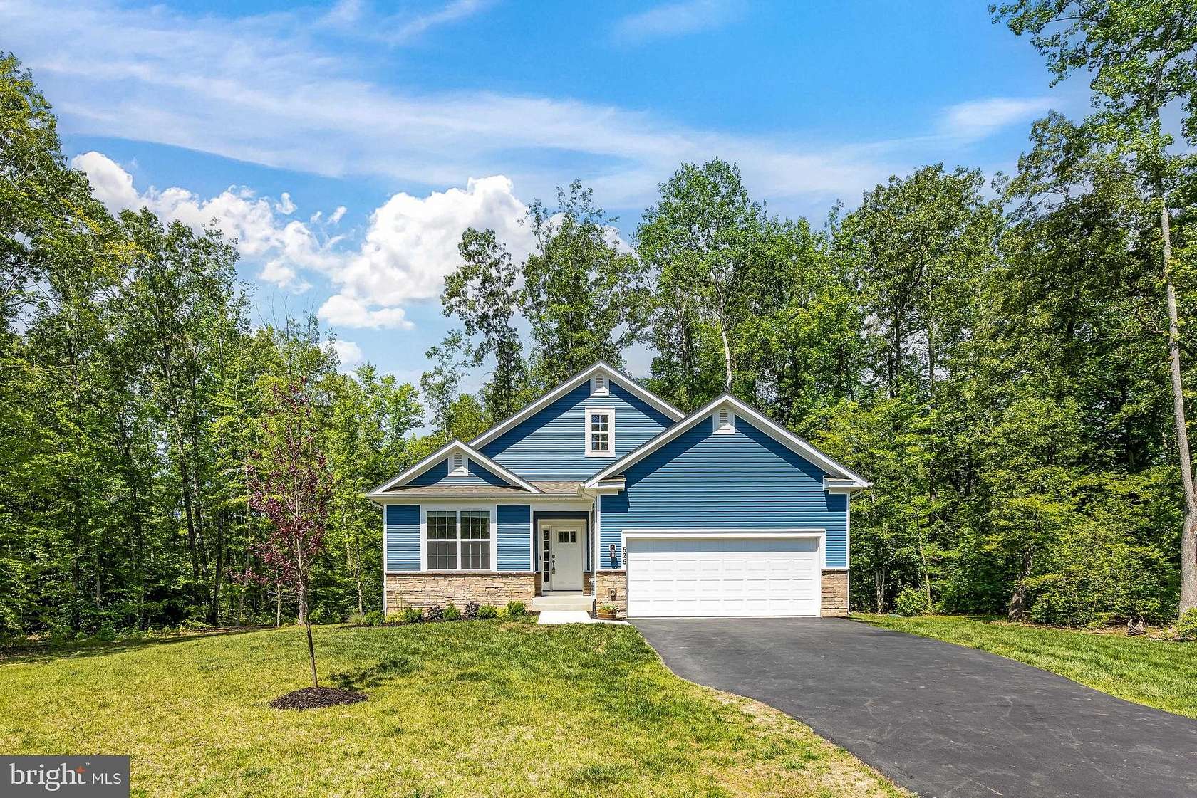 3.1 Acres of Land with Home for Sale in Fredericksburg, Virginia