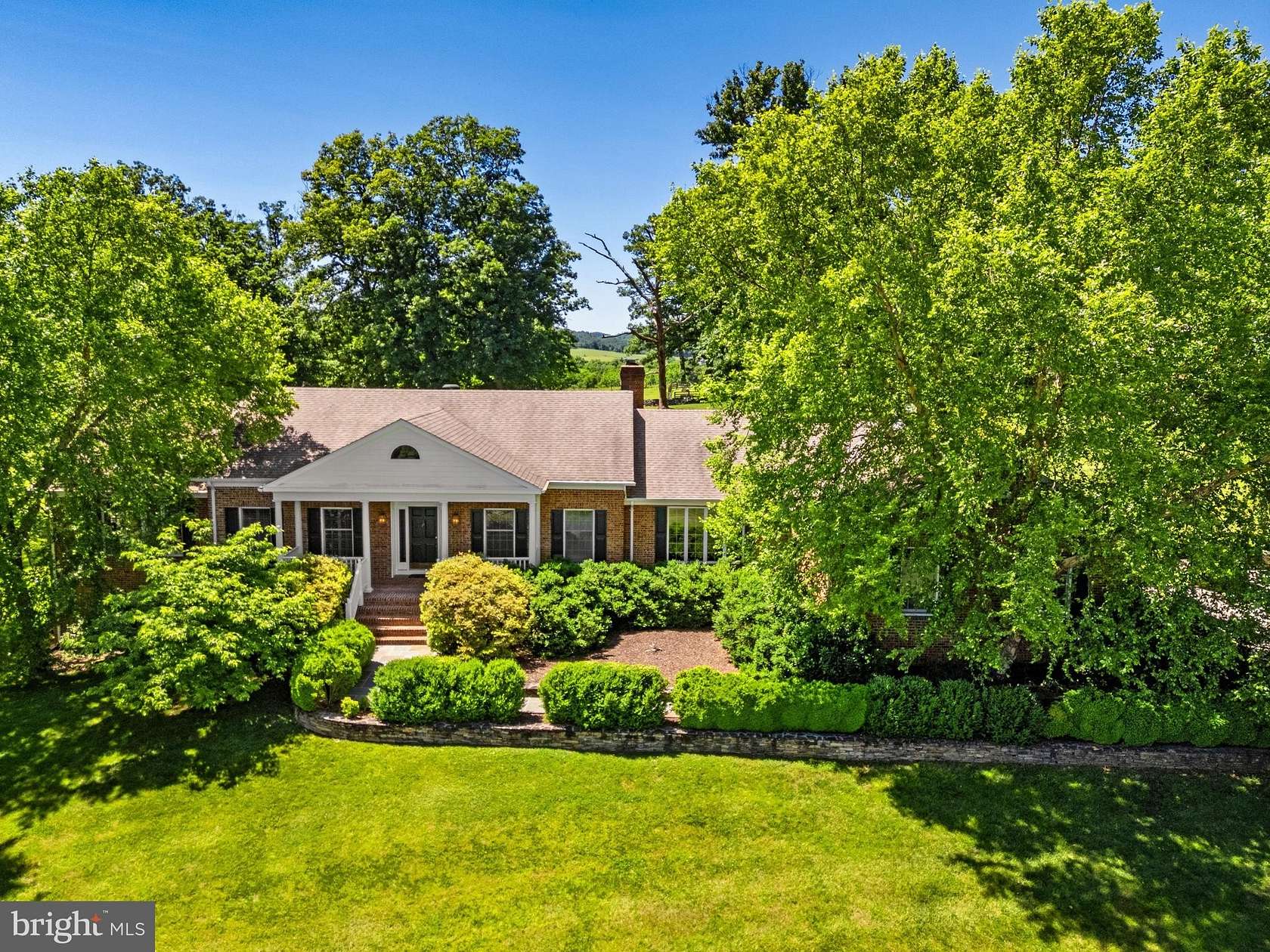 14 Acres of Land with Home for Sale in Upperville, Virginia