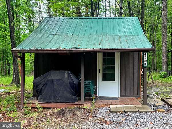 5 Acres of Land for Sale in Springfield, West Virginia