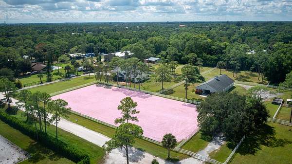 5 Acres of Land with Home for Lease in Loxahatchee Groves, Florida