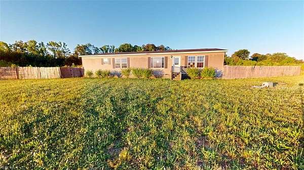 5.12 Acres of Land with Home for Sale in Suffolk, Virginia