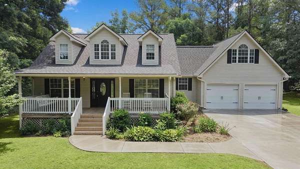 3.87 Acres of Land with Home for Sale in Lyerly, Georgia