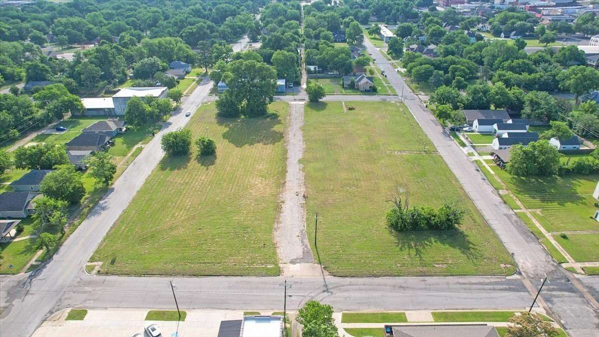 3 Acres of Mixed-Use Land for Sale in Denison, Texas