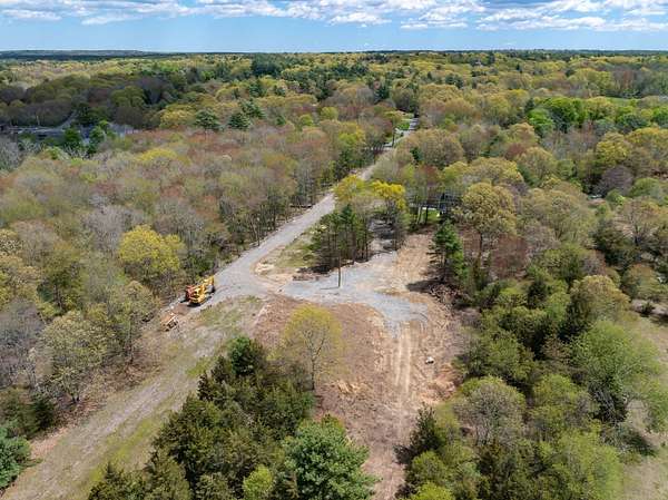 1.6 Acres of Residential Land for Sale in Freetown Town, Massachusetts