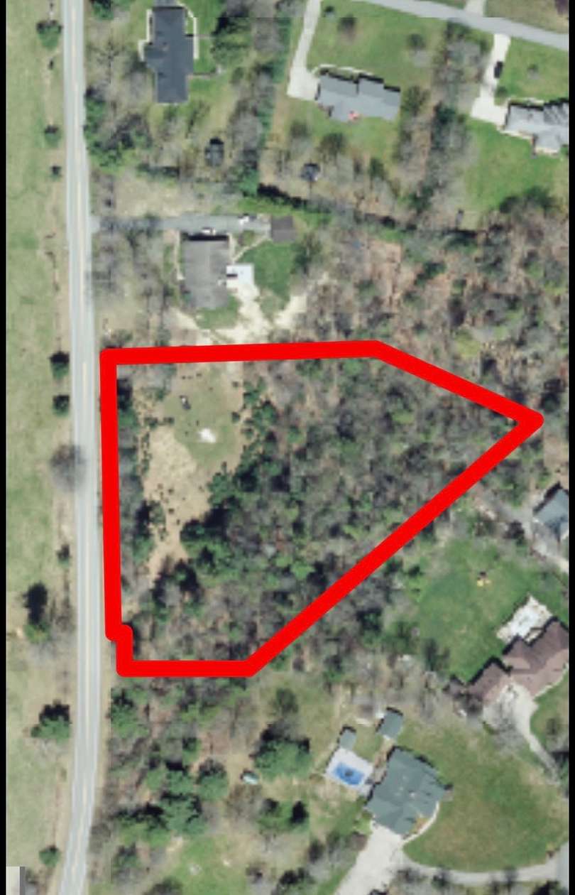 2.68 Acres of Residential Land for Sale in Grandview, West Virginia