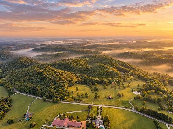 578 Acres of Land for Sale in Franklin, Tennessee