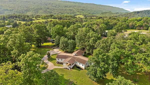 2.62 Acres of Land with Home for Sale in Trenton, Georgia