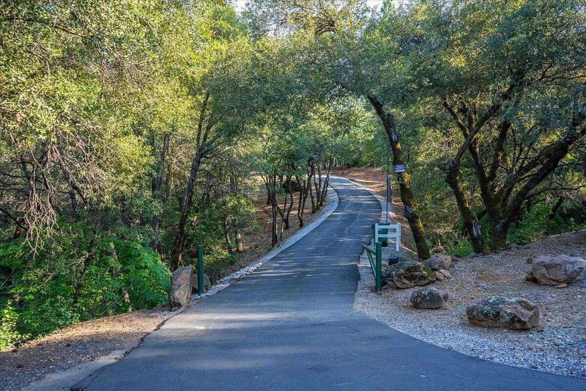 40 Acres of Land with Home for Sale in Bella Vista, California