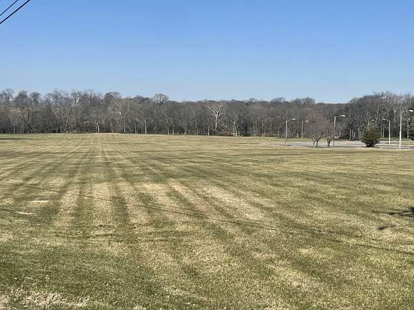 8.36 Acres of Commercial Land for Sale in Gallatin, Tennessee