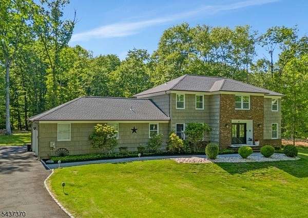1.5 Acres of Land with Home for Sale in Warren Township, New Jersey