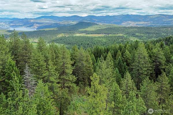 25 Acres of Land for Sale in Fruitland, Washington