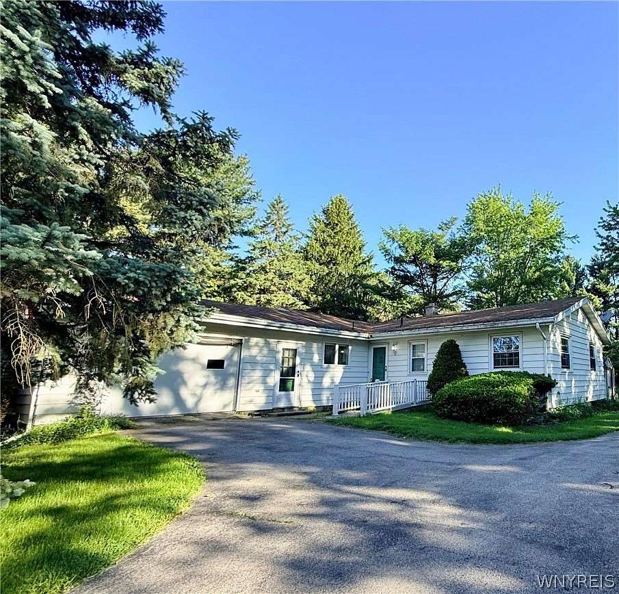 1.5 Acres of Land with Home for Sale in Elba, New York